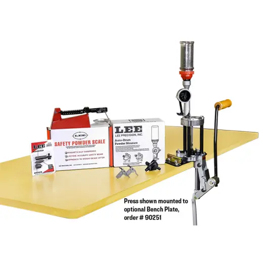 Sestava lisu turret včetně prachovače, váhy a nástrojů na úpravu nábojnic