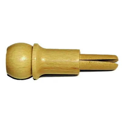 Klasická dřevěná vábnička používaná při lovu kachen. Spolehlivě imituje volání kachen.