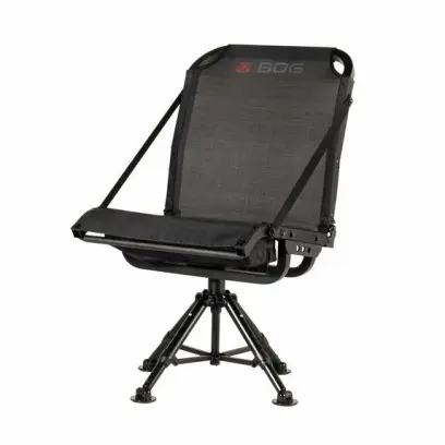 Lovecké křeslo BOG Nucleus 360 Ground Blind Chair s nastavitelnou výškou a tichou technologií středového otáčení Vám poskytne komfort při celodenním lovu.