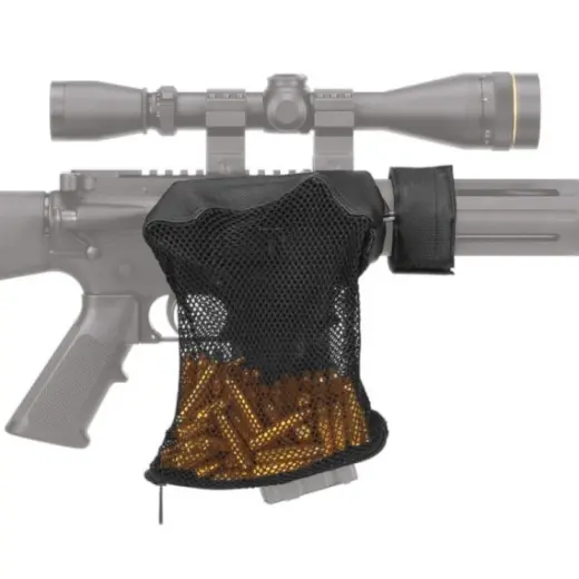 AR-15 BRASS CATCHER. Zachytává vystřelené nábojnice, aby nelétaly ze zbraně tam, kde už je nenajdete.