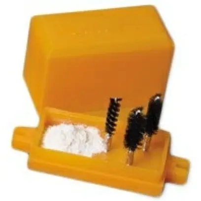 Sada suchého lubrikantu (maziva) na krček nábojnic Lyman. Používá se zejména na vnitřek nábojnic.