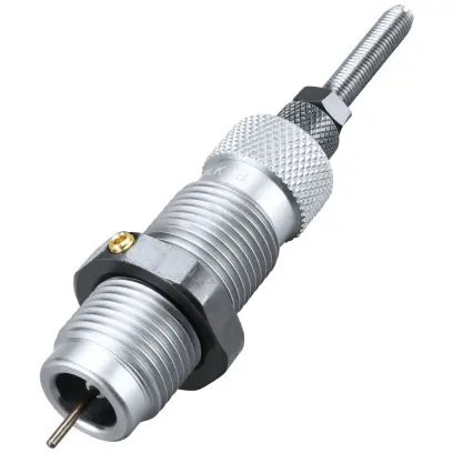 RCBS® Seater Die usazovací matrice je speciální přebíjecí matrice navržená pro usazení střely a současně vybavená vestavěným válcovým krimpováním, které zajišťuje střelu na místě.