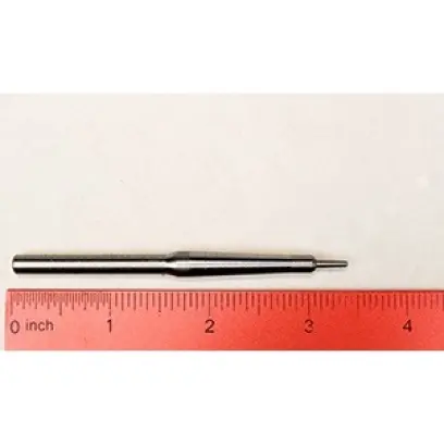 Náhradní vypichovací jehla pro celoformátovací a vypichovací matrice Lee Precision. Díl je známý také jako EZ X EXP 6.5x55