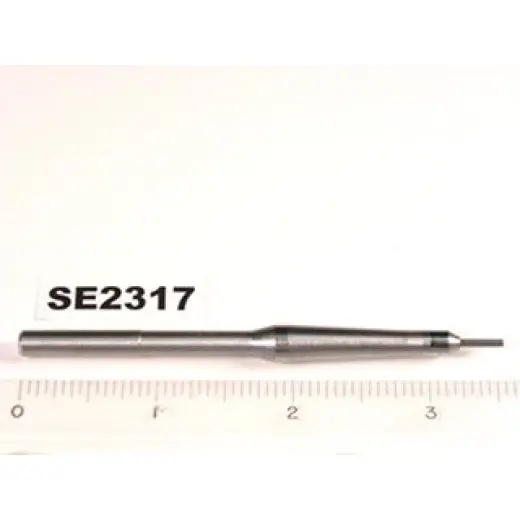 Náhradní vypichovací jehla pro celoformátovací a vypichovací matrice Lee Precision. Díl je známý také jako EZ X EXP 7MAG&EXP&WH
