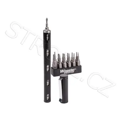 Kompaktní šroubovák, ne větší než propiska. V sadě se 17 výměnnými bity. Perfektní nástroj, který by měl mít každý ve své střelecké tašce. Pomůže Vám u veškerých malých prací na střelnici - od nastavení mířidel, až po úpravy na hradlech.