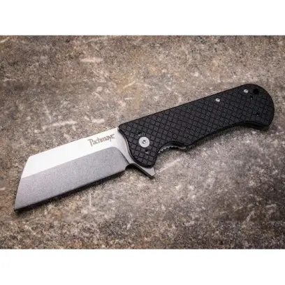 Pachmayr Grunt je zavírací nůž s čepelí D2 ve stylu sekáčku, vyrobený pro širokou škálu Vašich potřeb. Protiskluzové G10 střenky, otočný čep s kuličkovým ložiskem.