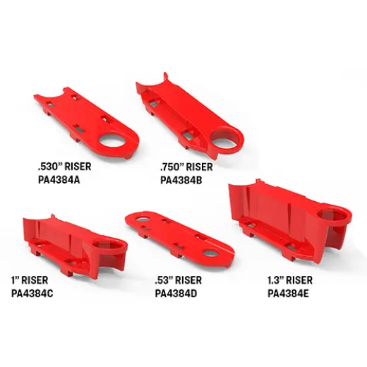Sada nástavců zavaděče nábojnic. Volbou správného nástavce zajistíte optimální vedení nábojnic a střel z podavače do matrice. MOLDED PARTS RISERS