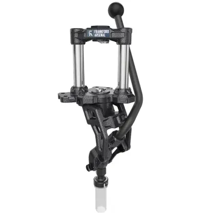 Přebíjecí lis Frankford Arsenal F-1 vybavený inovativními funkcemi pro rychlejší a přesnější přebíjení. Masivní ocelová konstrukce a integrované LED osvětlení.