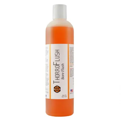 ThorroFlush je klíčovou součástí dvoudílného systému čištění vývrtu hlavně ThorroClean a slouží k odstranění přebytečných zbytků přípravku ThorroClean z hlavně. Objem: 354 ml.