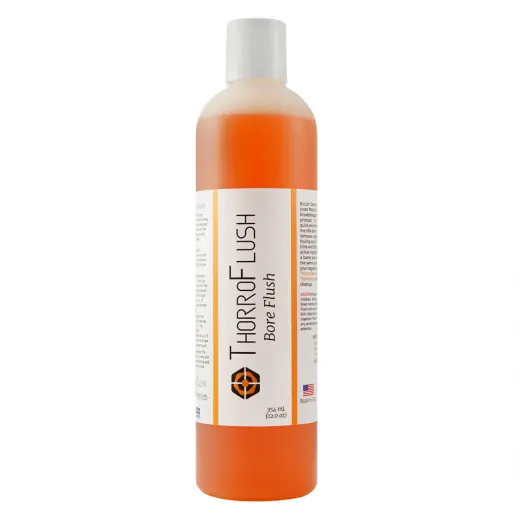 ThorroFlush je klíčovou součástí dvoudílného systému čištění vývrtu hlavně ThorroClean a slouží k odstranění přebytečných zbytků přípravku ThorroClean z hlavně. Objem: 354 ml.