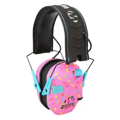 Ochranná elektronická sluchátka WALKER´S RAZOR SLIM ELECTRONIC MUFFS s redukcí hluku o 23 dB. Ideální pro lov, sportovní a rekreační střelbu. 2 baterie AAA součástí.  Barva: Pink Sprinkles.