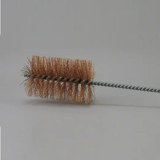 IOSSO Wire Launcher Brush 37/40 Kartáč pro čištění vývrtu hlavně 37mm a 40mm granátometů. Štětiny z fosforového bronzu efektivně odstraní nečistoty, aniž by poškodily vnitřek hlavně.