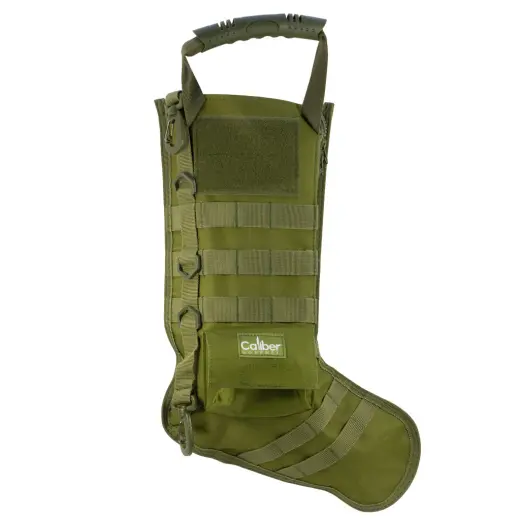 Taktická punčocha bude originálním dárkem pro nadšence do lovu a střelby. Má několik upevňovacích bodů včetně MOLLE, pevnou rukojeť, kapsu na zip, vnější kapsu a suchý zip pro nášivky.