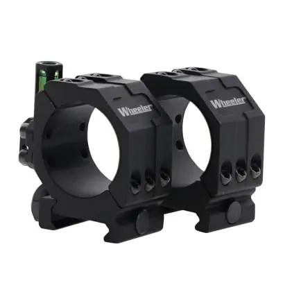 Dvoudílné montážní kroužky WHEELER 2 PIECE PICATINNY SCOPE RINGS s integrovanou vodováhou pro pevné uchycení optiky na Picatinny lištu. Průměr tubusu 30 mm, nízký profil.
