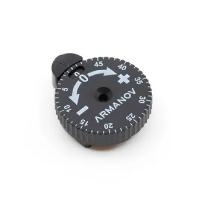 Powder Measure Knob with Absolute Position – large Přesný ovladač prachovačů Dillon s absolutní stupnicí. 50 kliků, 15 otáček, nulová vůle – maximální kontrola nad prachovou navážkou! Určeno pro velkou odměrku prachovače (Large Powder Bar).