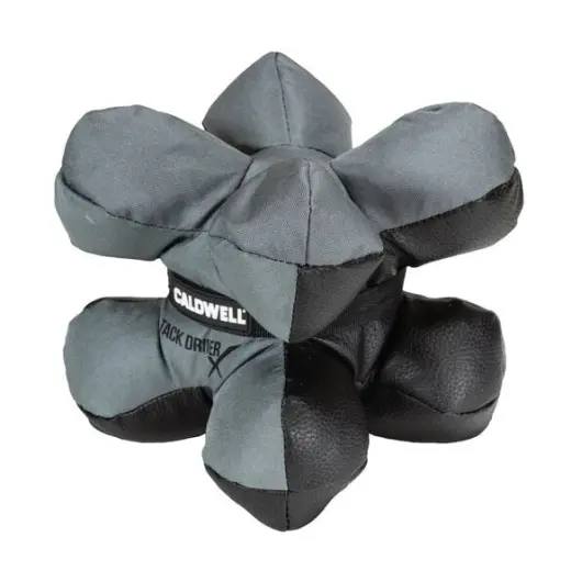Střelecký vak Tack Driver X Bag Caldwell Střelecký vak s neklouzavým dnem a nastavitelnou výškou. Speciálně tvarovaný design umožňuje více způsobů použití a přizpůsobení střelecké pozice. Ideální pro PRS, nastřelování i lov v terénu.