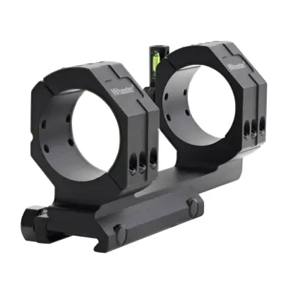 Jednodílná montáž WHEELER Cantilever Scope Mount pro platformu AR-15 s integrovanou vodováhou a posunem optiky dopředu. Lehké nízkoprofilové provedení. Průměr tubusu 34mm.