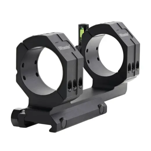 WHEELER Cantilever – montáž na puškohled pro AR 15 – 34mm Jednodílná montáž WHEELER Cantilever Scope Mount pro platformu AR-15 s integrovanou vodováhou a posunem optiky dopředu. Lehké nízkoprofilové provedení. Průměr tubusu 34mm.