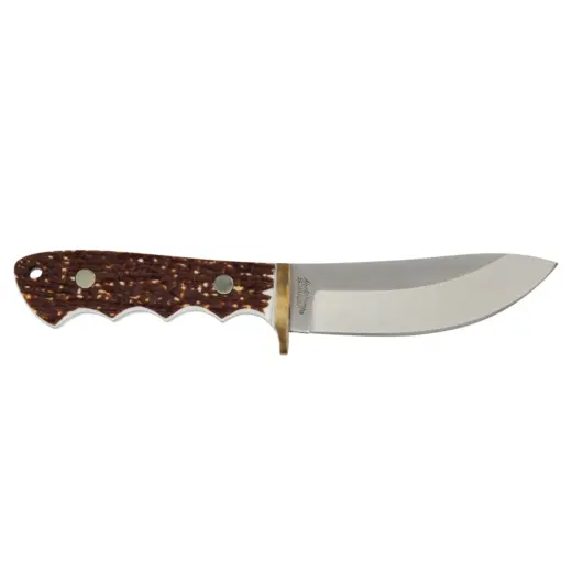 Nůž Elk Hunter 183UH Uncle Henry Nůž s čepelí Skinner (11,7 cm) ideální na stahování kůže, porcování i univerzální outdoorové použití. Rukojeť Staglon s drážkami, mosazná záštita. Včetně koženého pouzdra. Celková délka 23 cm, 221 g.