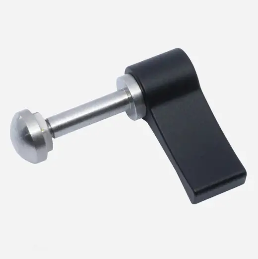 Zajišťovací páčka pro dvojnožky Javelin. Slouží k zajištění (aretačnímu utažení) otočného a naklápěcího mechanismu bipodu.