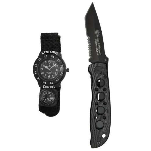 Taktický zavírací nůž s kombinovanou čepelí z nerezové oceli a voděodolné potápěčské hodinky s kompasem Smith &amp; Wesson Extreme Ops Combo.