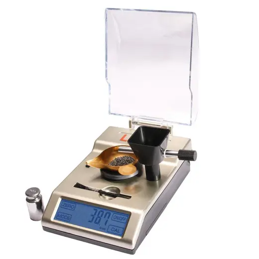 Digitální váha Lyman Accu-Touch 2000 Digitální váha Lyman Accu Touch 2000. Přesná váha s vysokou váživostí až 2000 grainů.